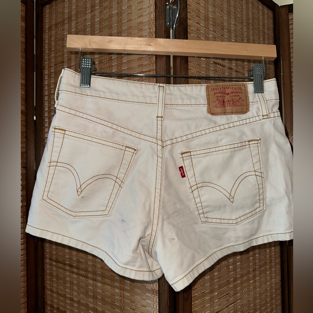Levi's White Women's White Denim Shorts